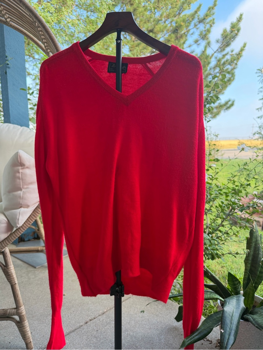 Lord Jeff Classic Red V-Neck Sweater — Lightweight Everyday Knit Size 3